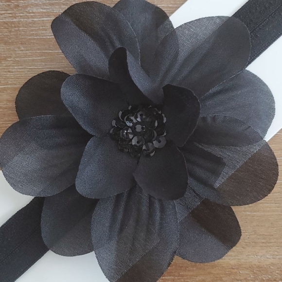 NWT Sequin Flower Headband - Picture 2 of 2